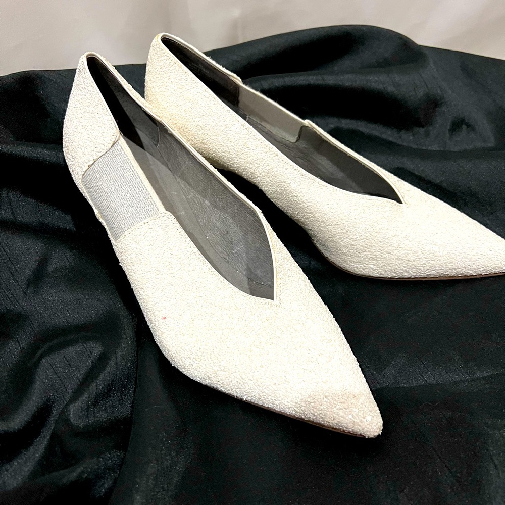 Free People size 38 or 8 white beaded pumps‎ wedding shoes